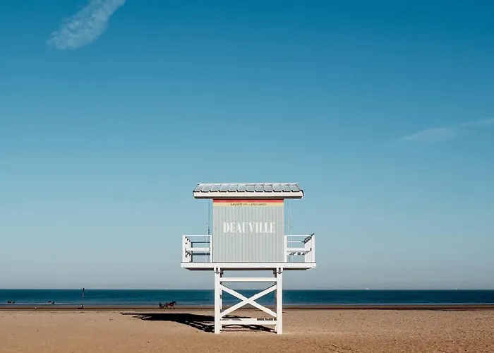 Hyper Centre - 4 Pers - 1 Min Place Morny *